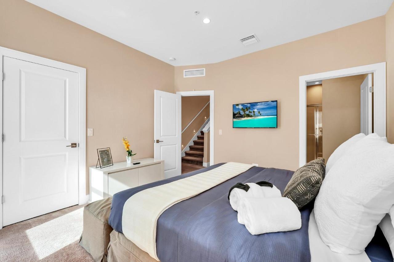 Luxury Villa Less Than A Mile From Disneyworld -Bonus Elevator- Orlando Exterior photo